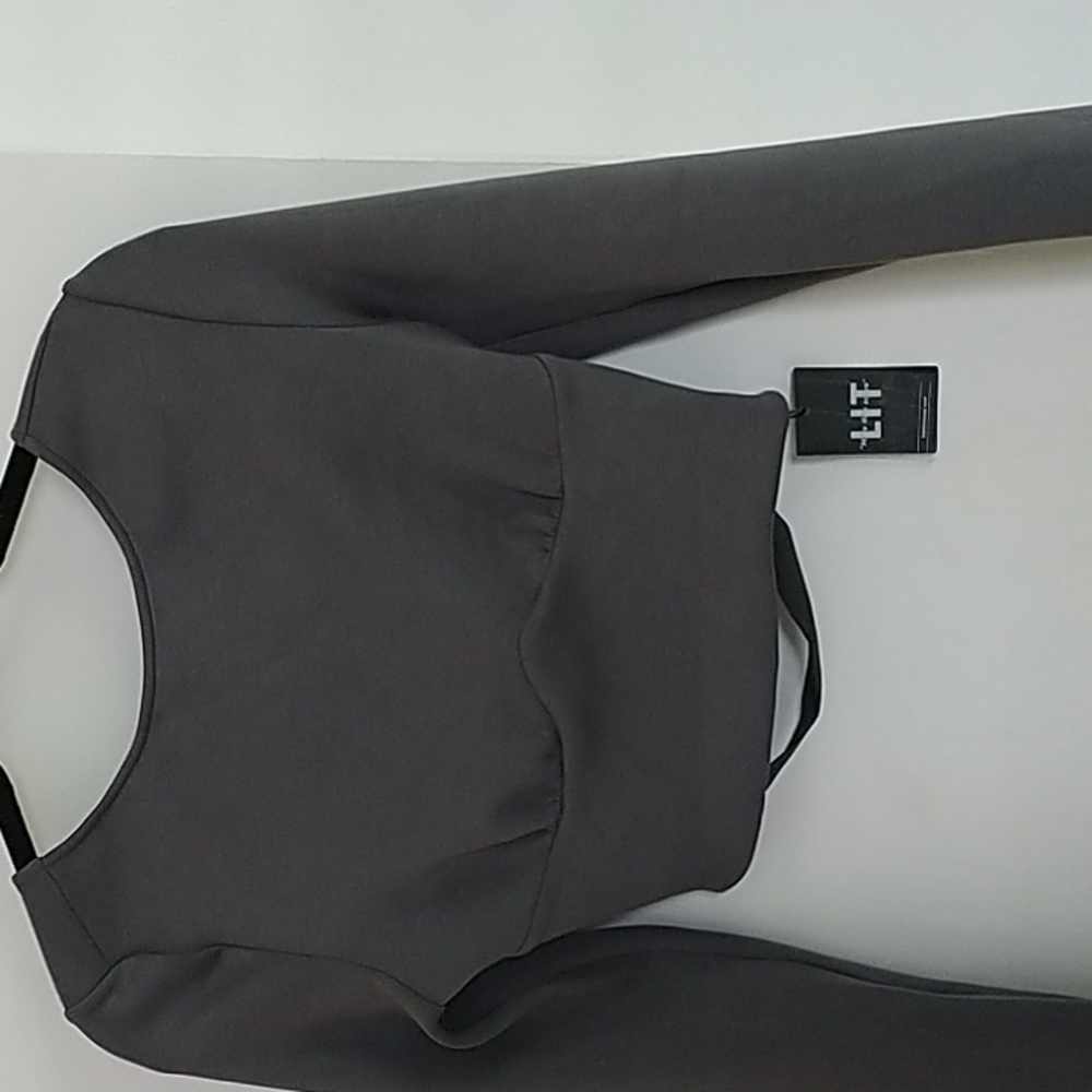 *Crop Top Size Large